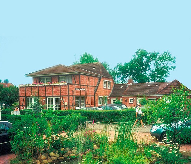Haus Zum Deich Mit Garten Cafe 947 Gromitz Pension