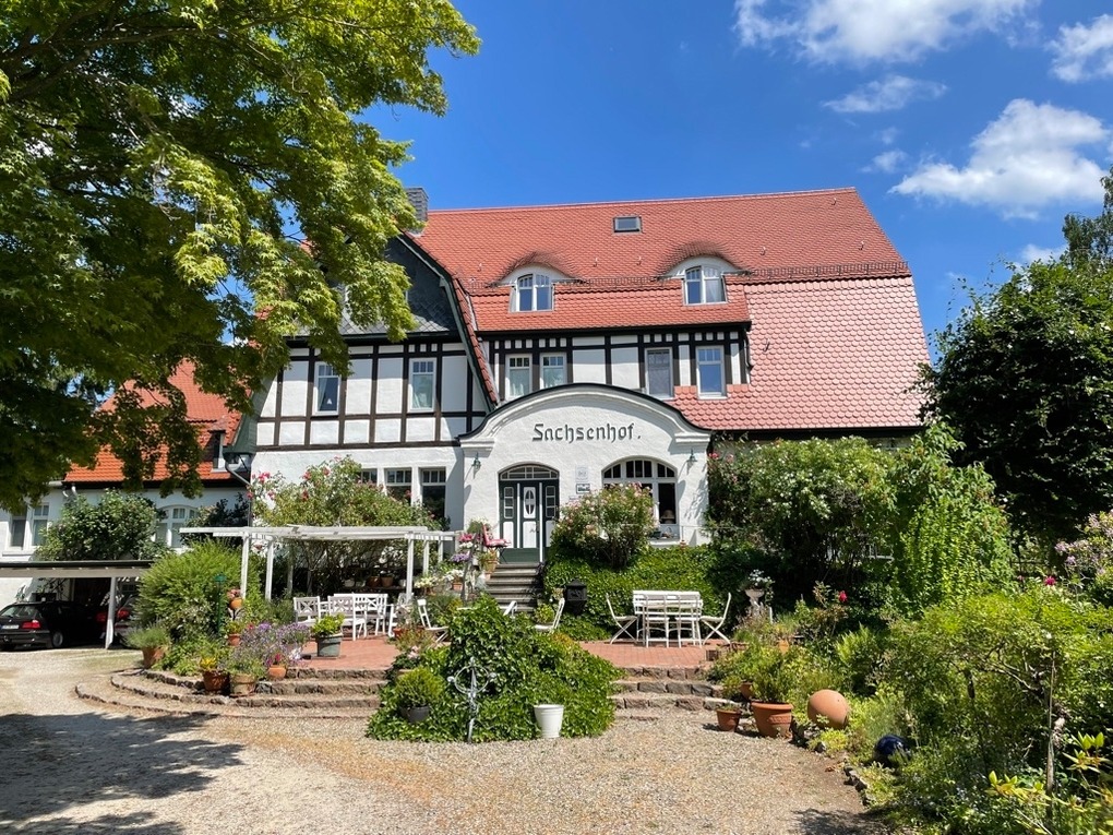 romantische Ferienwohnung Sachsenhof 1 Ferienwohnung  Lübecker Bucht