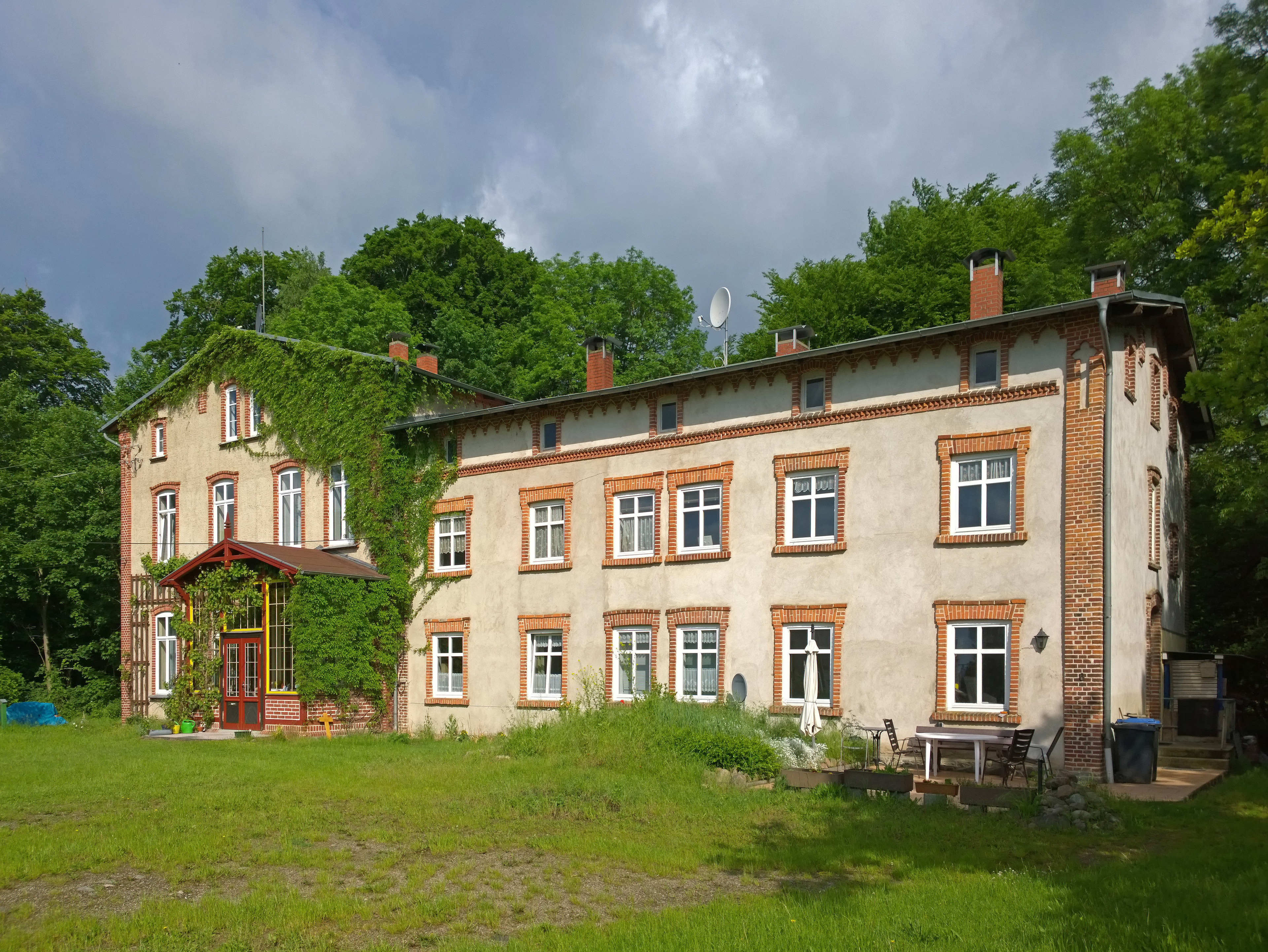 Ferienwohnung und Gästezimmer im Gutshaus Alt Ferienwohnung in Deutschland