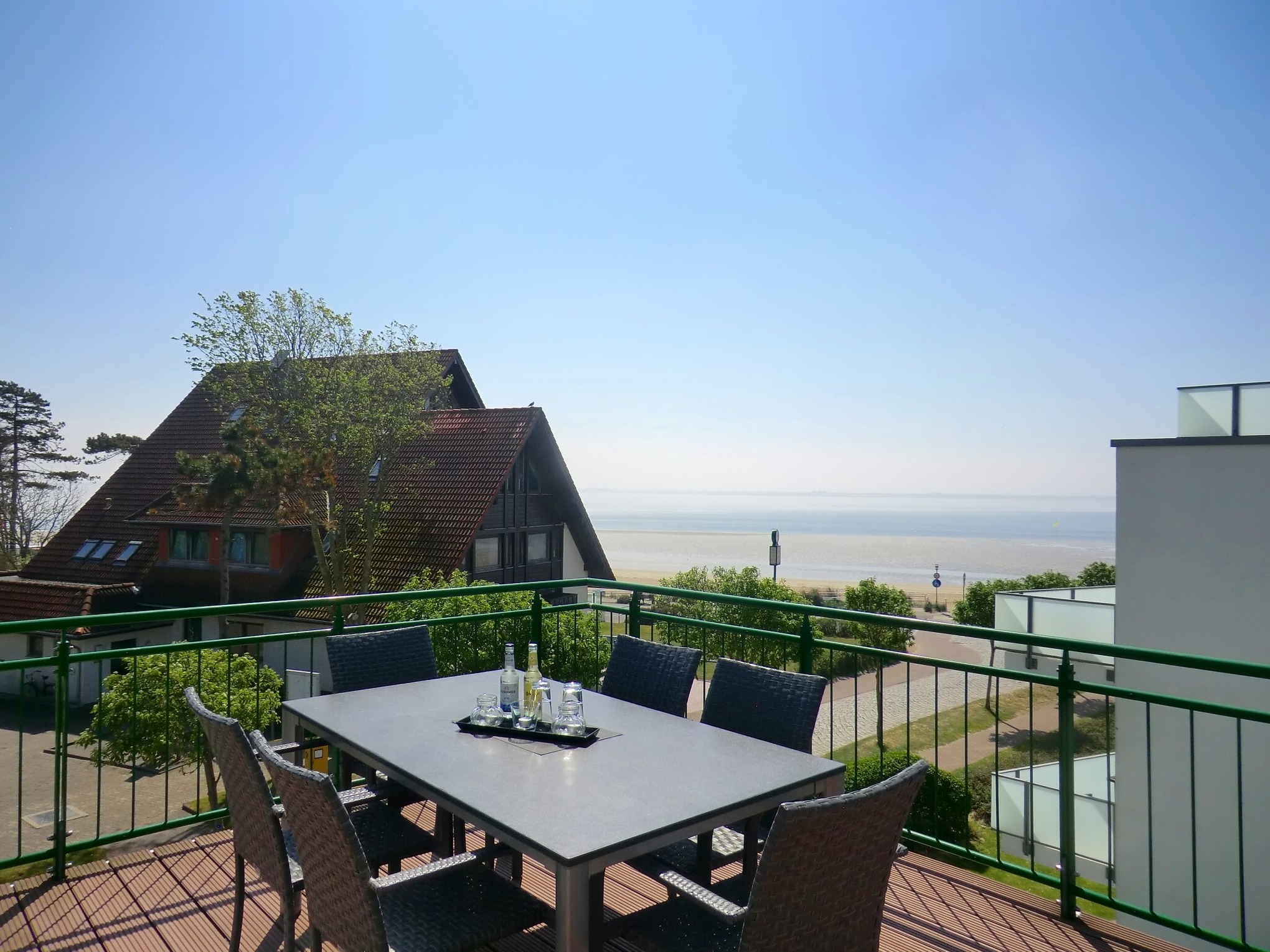 Luxus-Penthouse Am Strand, Mit Traum-Meerblick, Dachterrasse Und Sauna ...