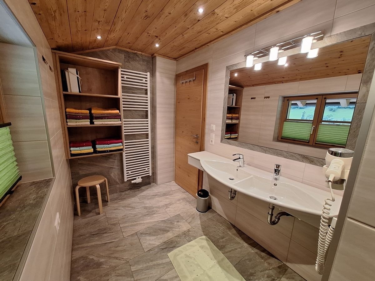 Toni Häusl — Foto 11