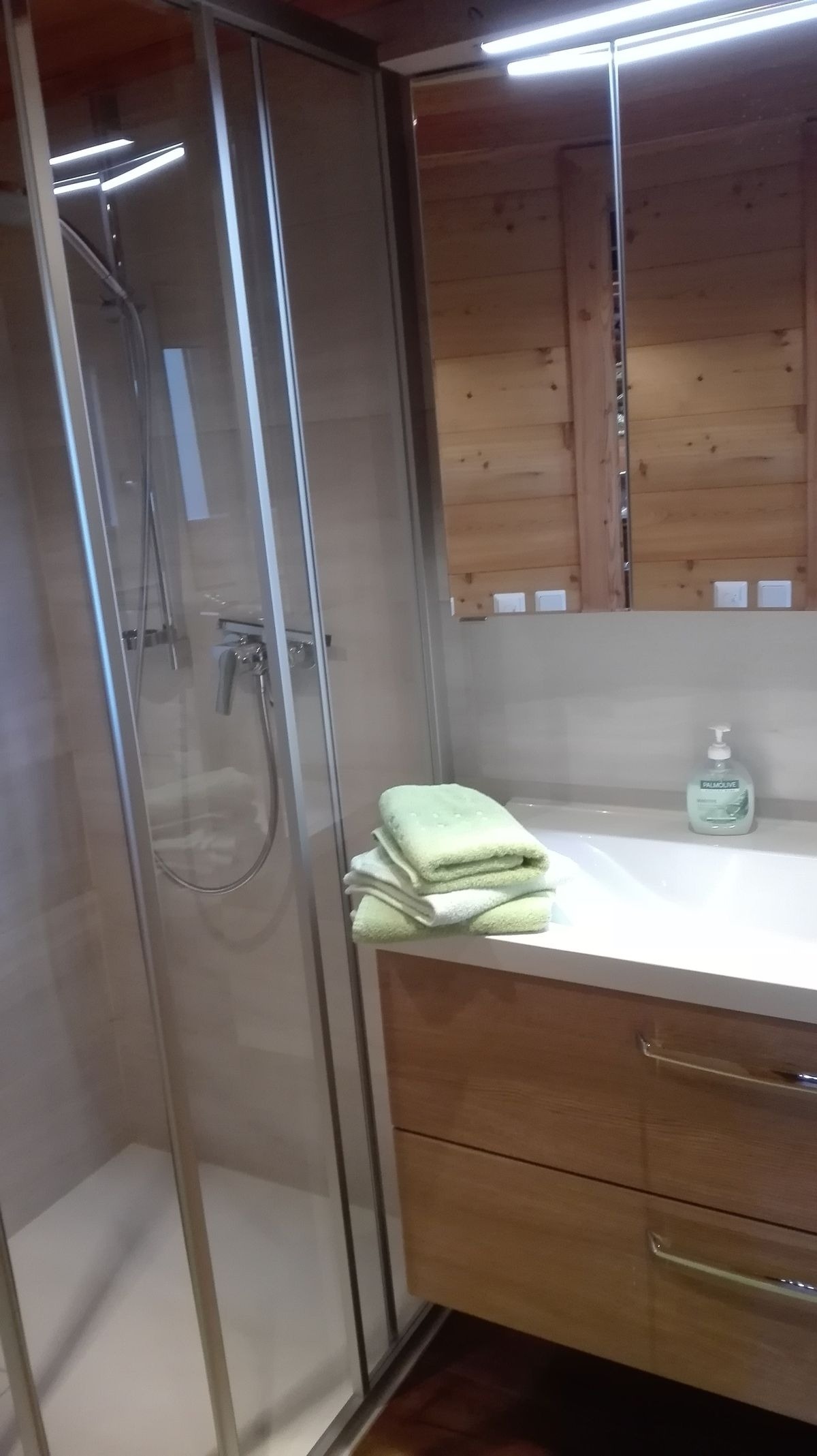 Neukam Hütte — Foto 11