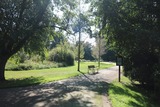 Atemübungen im Kurpark